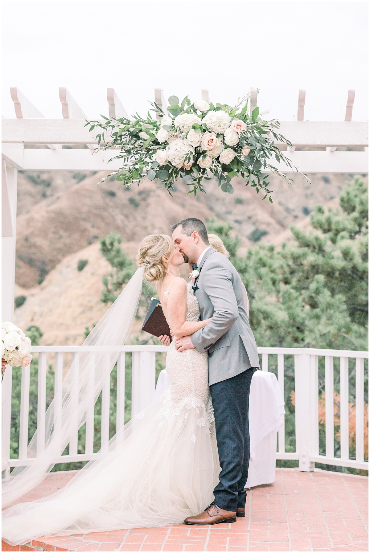 First kiss | The Castaway Burbank Wedding by Peter and Bridgette
